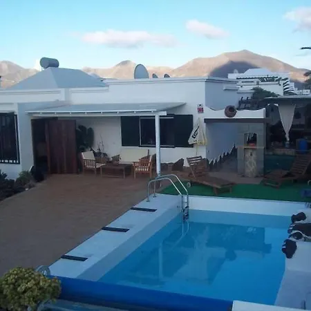 Playa Blanca Sleeps 6 Pool Wifi T691312