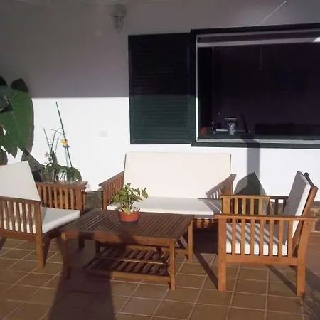 Playa Blanca Sleeps 6 Pool Wifi T691312 Villa *