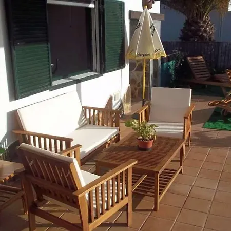 Playa Blanca Sleeps 6 Pool Wifi T691312